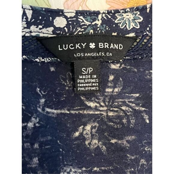 Lucky Brand Floral Boho Cotton Navy and White Top. 3/4 Sleeves. Size SP - Picture 2 of 5